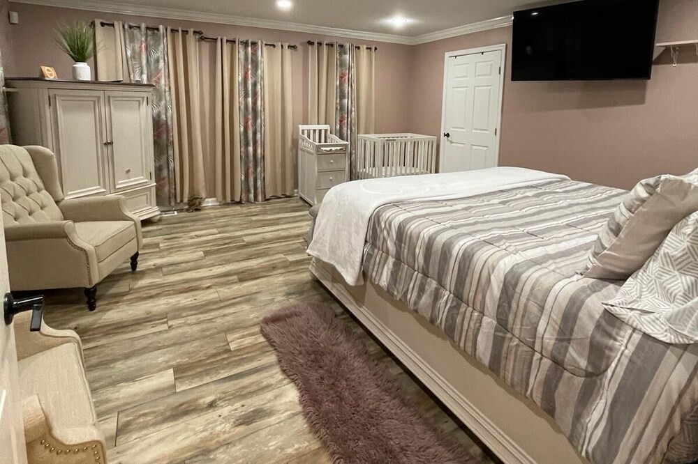 Photo of Bedroom in Hyattsville