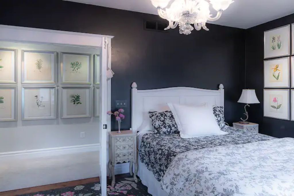 Photo of Bedroom in Washington Park West