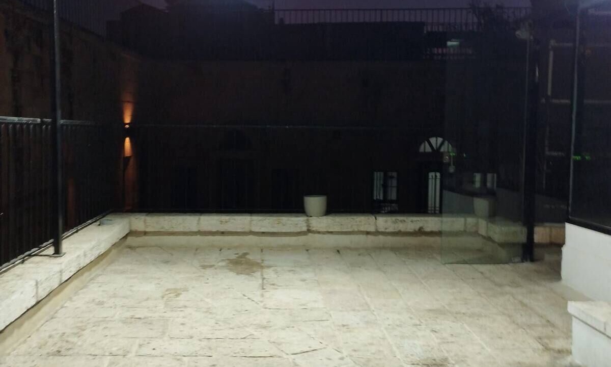 Photo of Patio Balcony in Old City