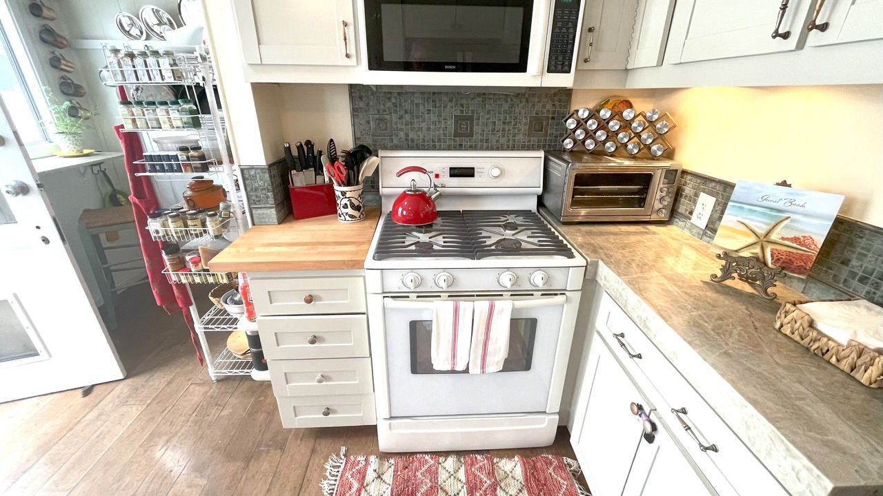 Photo of Kitchen in Belmont Shore