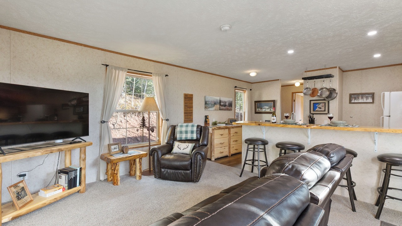 Photo of Livingroom in Cripple Creek