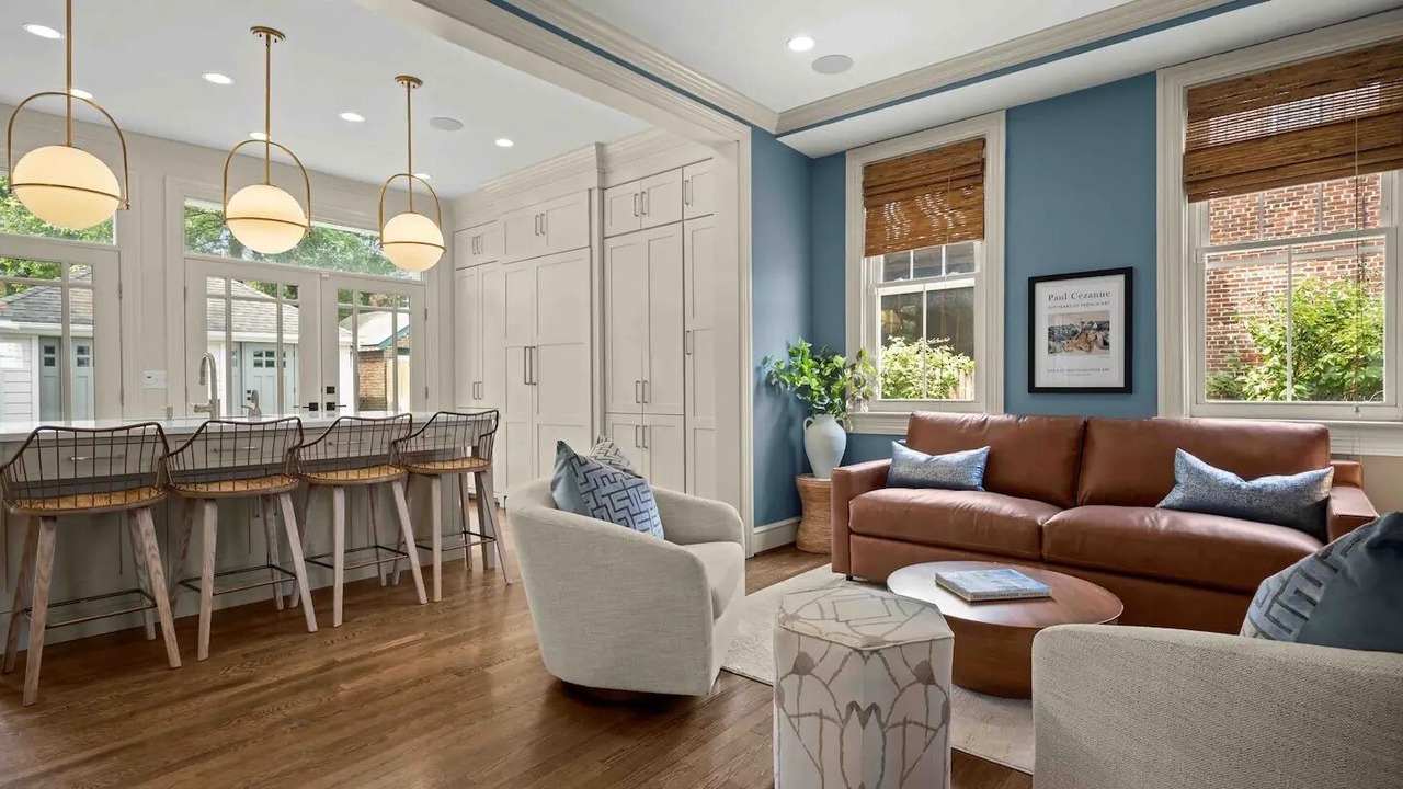 Photo of Bedroom in Del Ray