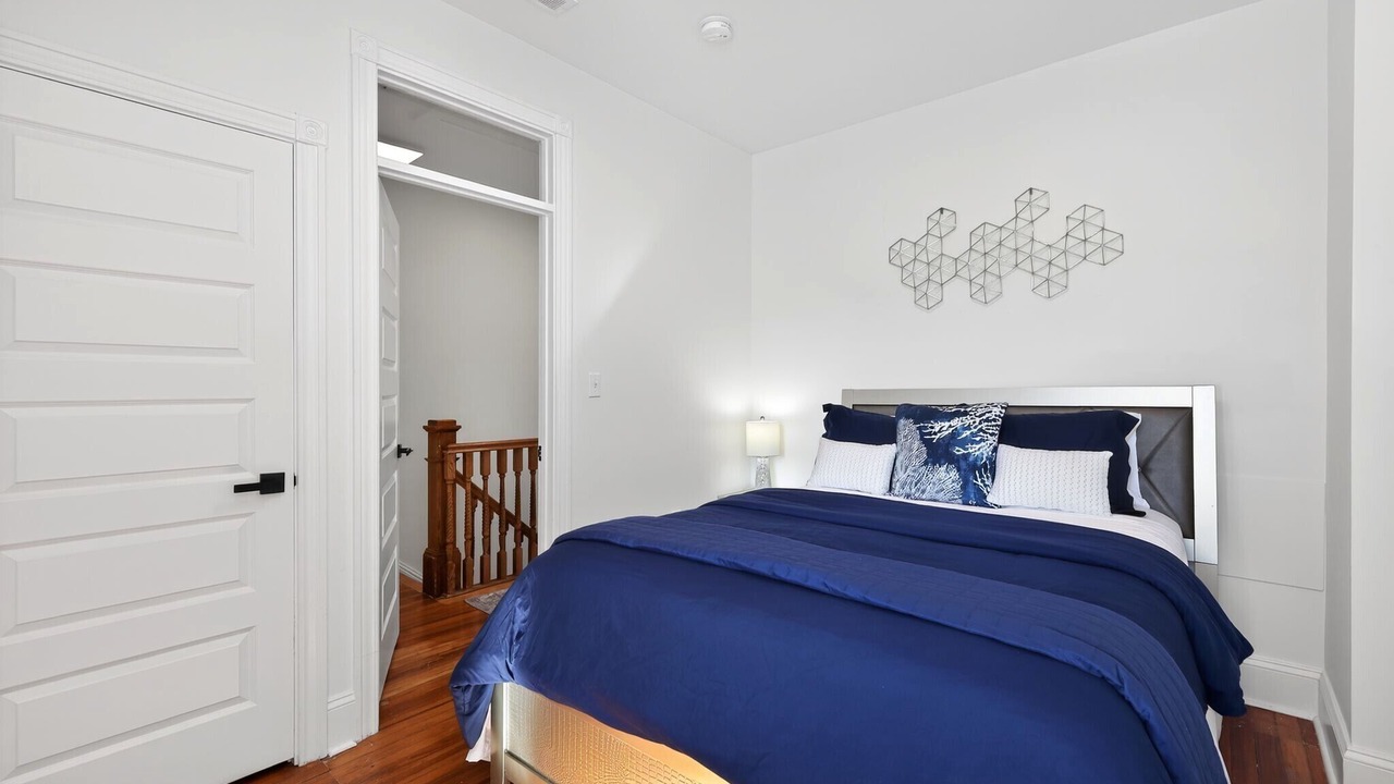 Photo of Bedroom in Bloomingdale