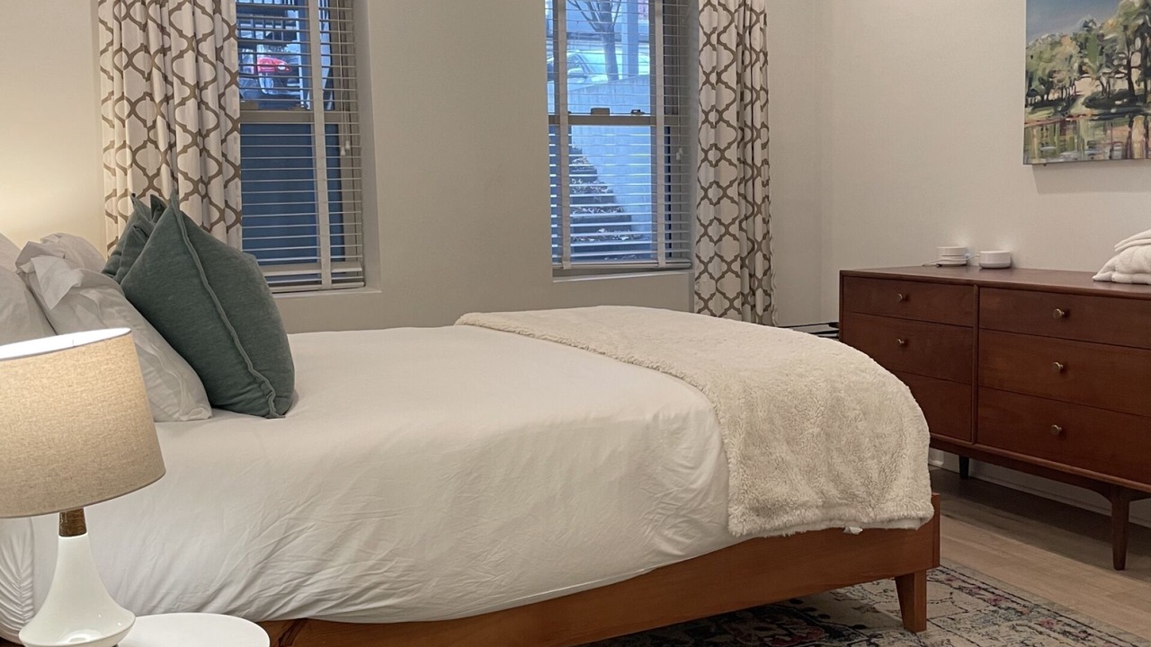 Photo of Bedroom in Columbia Heights
