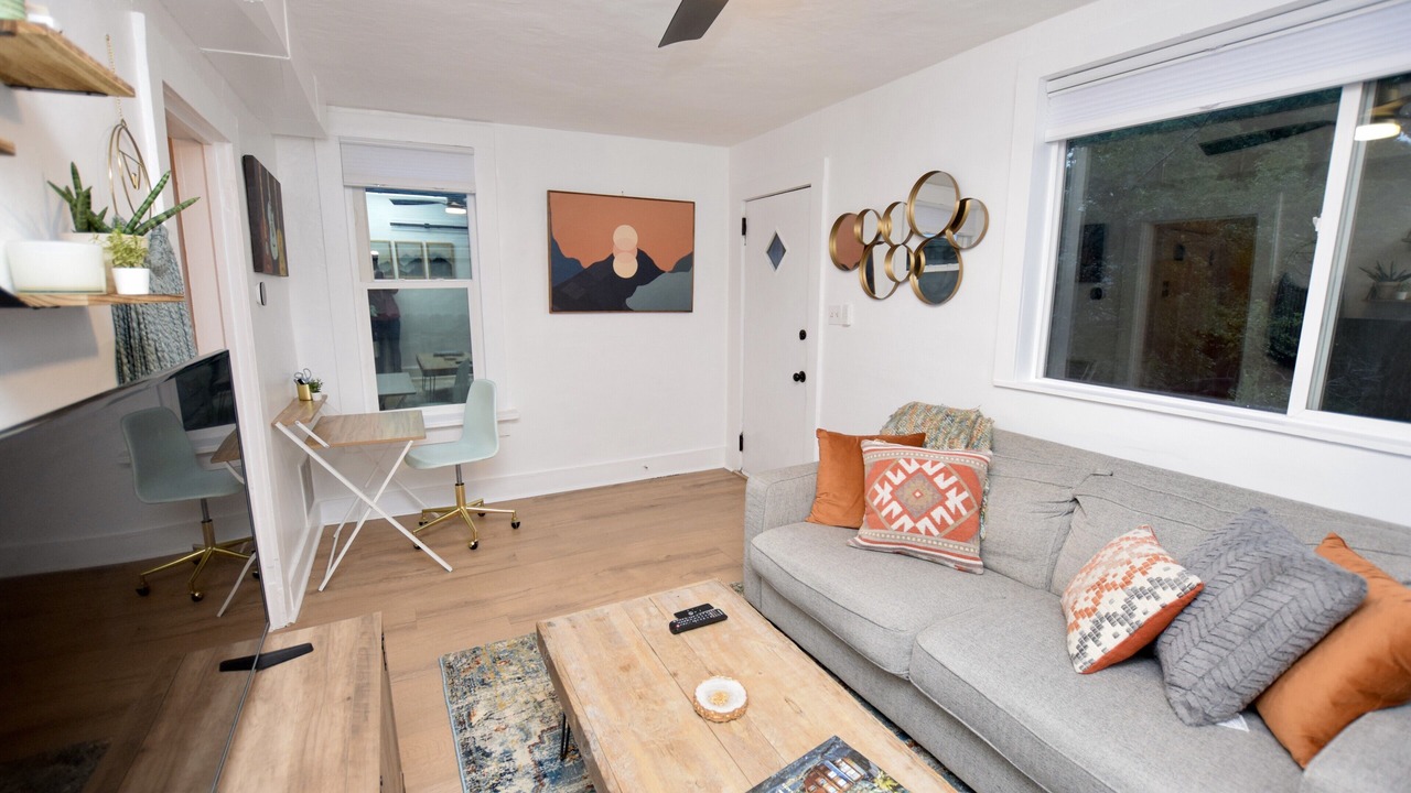 Photo of Livingroom in Berkeley