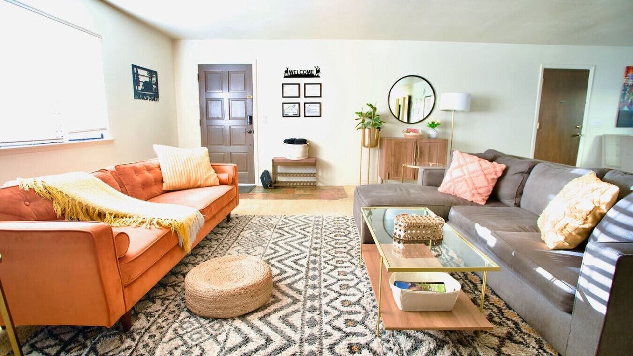 Photo of Livingroom in Oakhurst