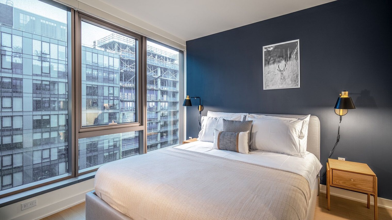 Photo of Bedroom in Navy Yard