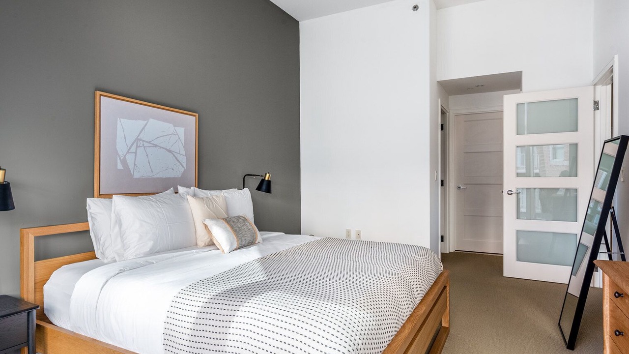 Photo of Bedroom in Penn Quarter