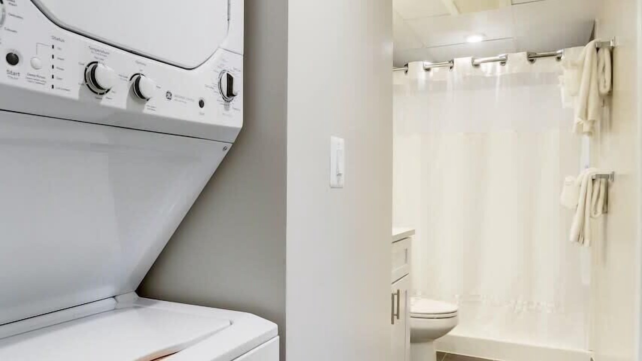 Photo of Bathroom in Court House