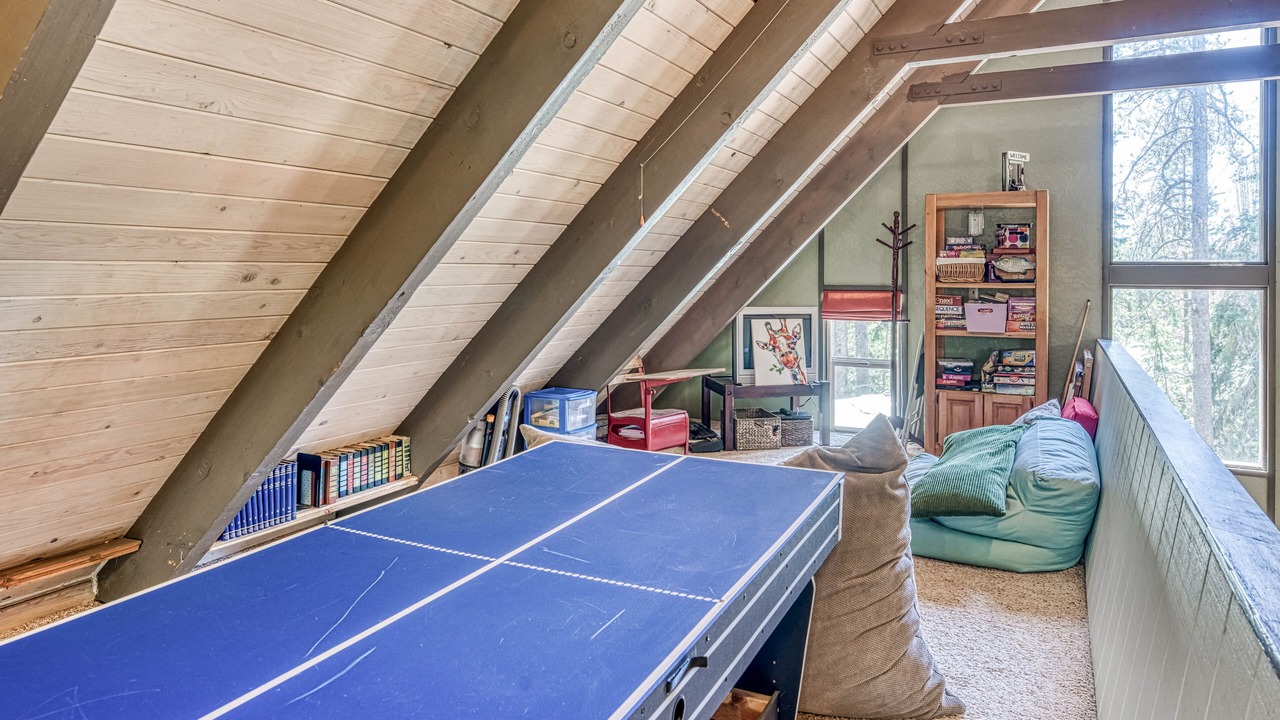 Photo of Bedroom in Big Creek