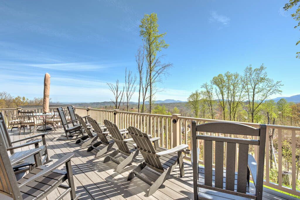 Photo of Patio Balcony in Chalet Village North