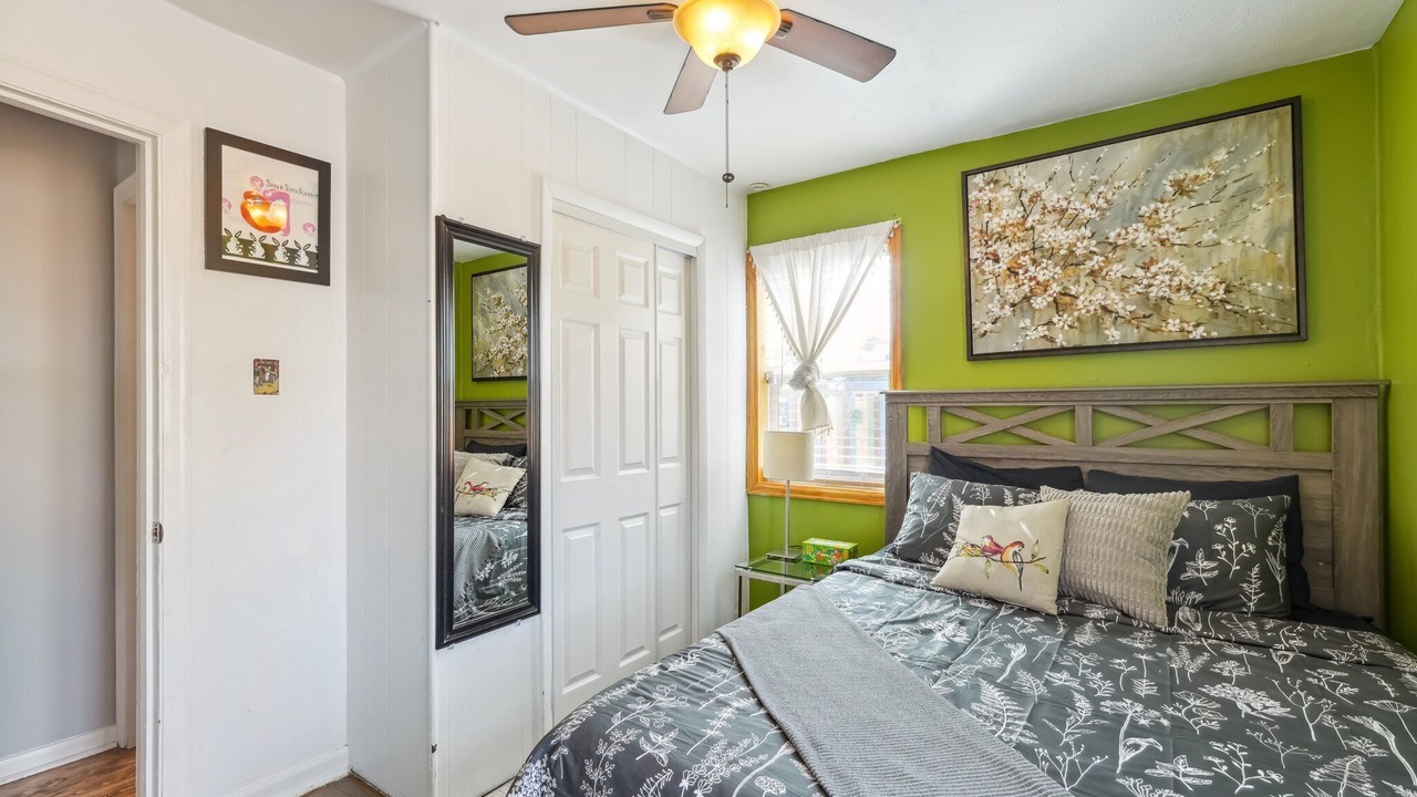Photo of Bedroom in Lamar Heights Area