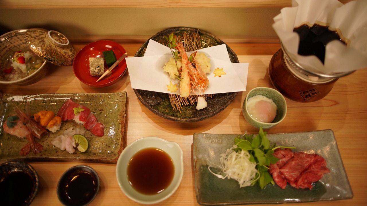 Photo of Others in Yoshino