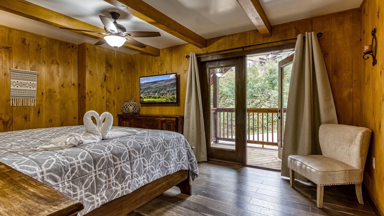 Photo of Bedroom in Chalet Village North