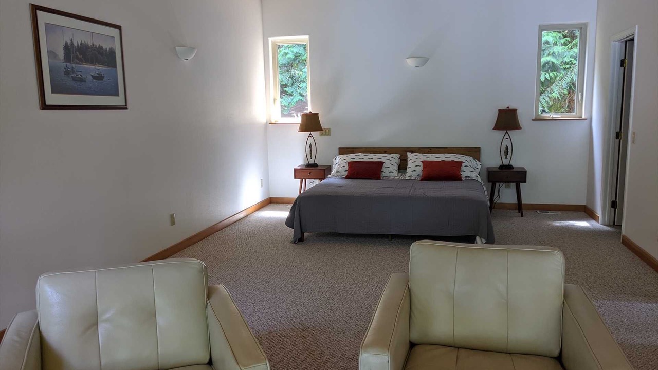 Photo of Bedroom in Roche Harbor