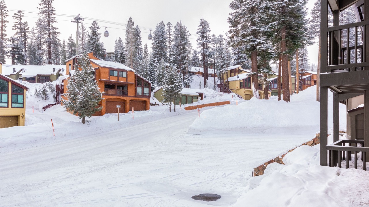 Photo of Outdoor in Mammoth Lakes