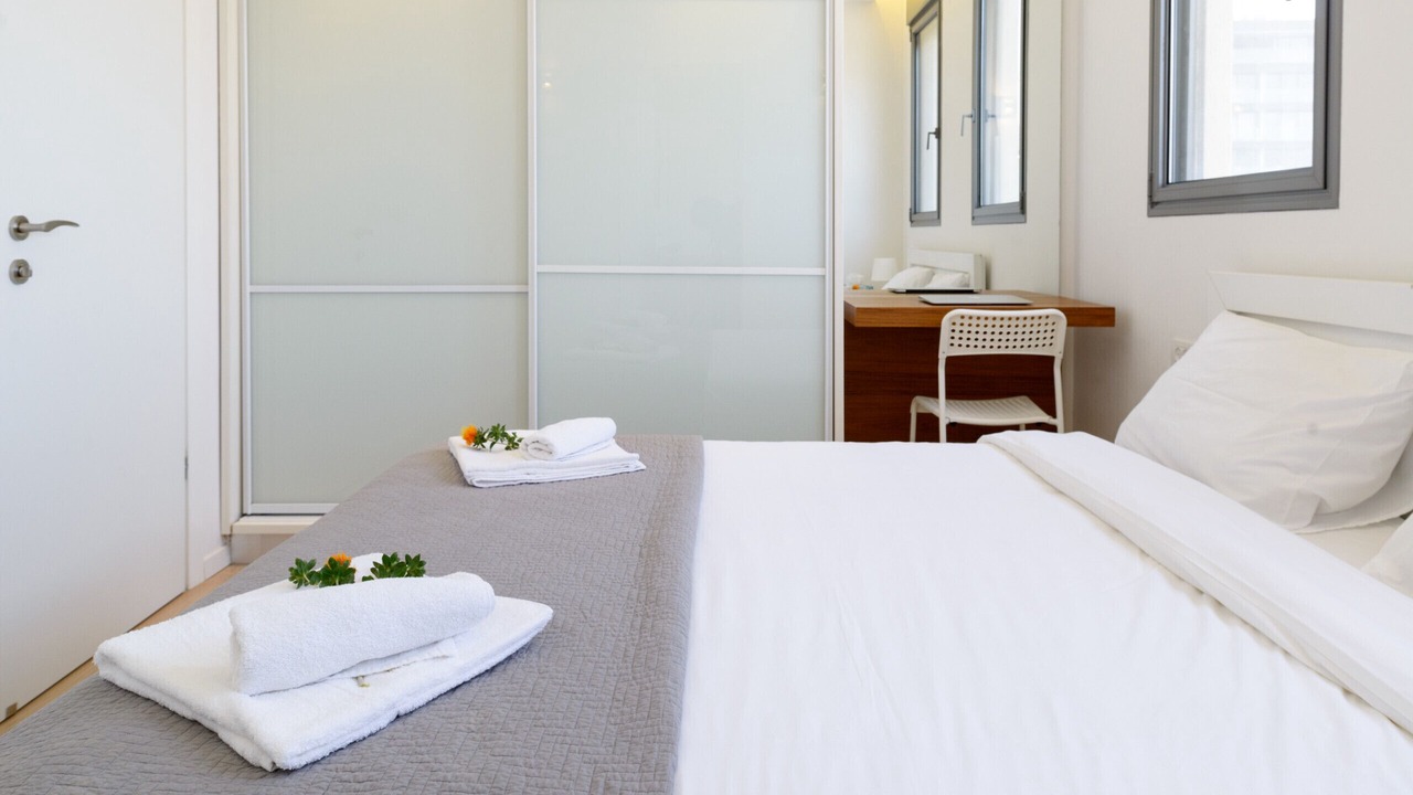 Photo of Bedroom in Tel Aviv Promenade