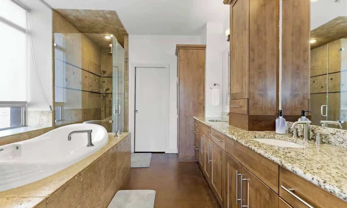 Photo of Bathroom in Downtown Denver