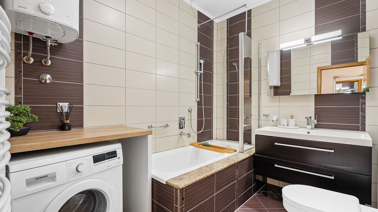 Photo of Bathroom in Duce