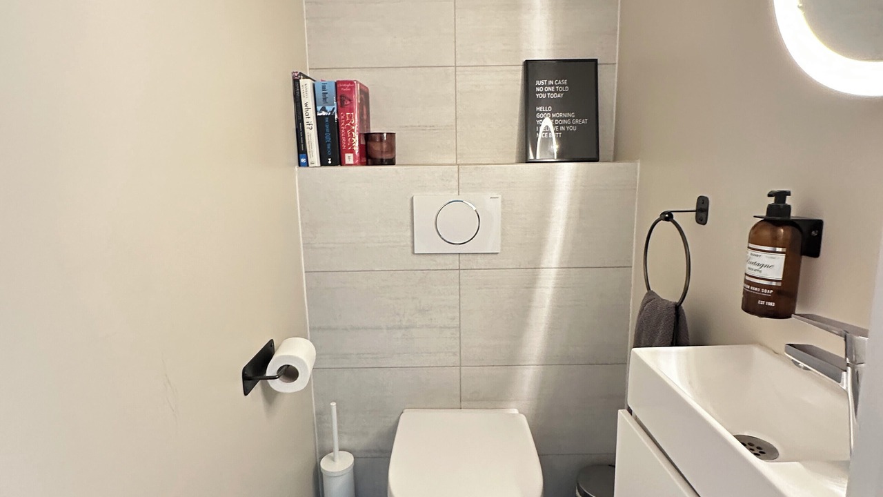 Photo of Bathroom in Seltjarnarnes