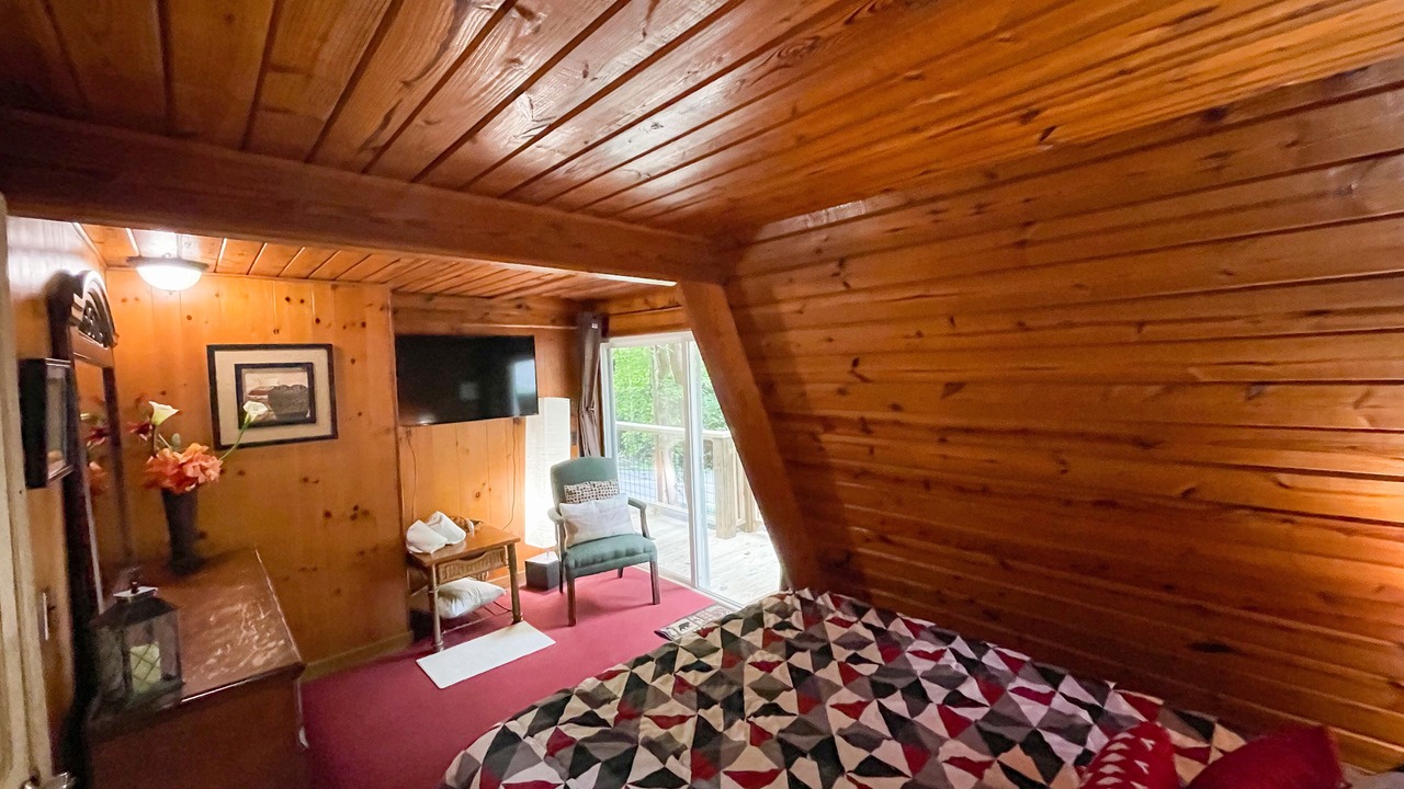 Photo of Bedroom in Chalet Village