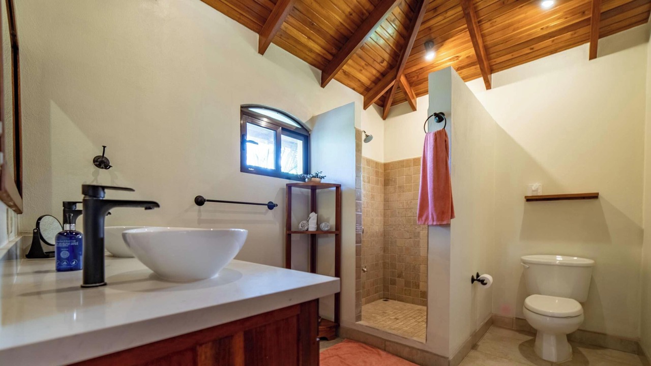 Photo of Bathroom in Playa Guiones
