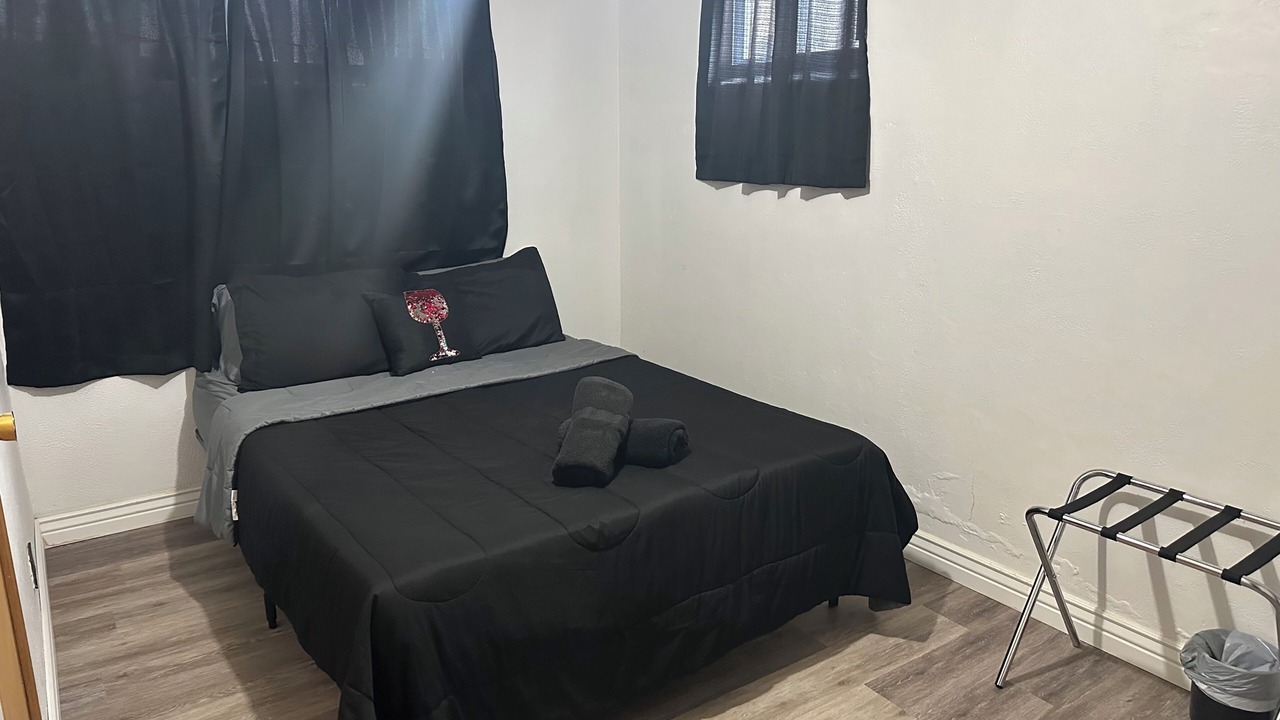 Photo of Bedroom in Englewood