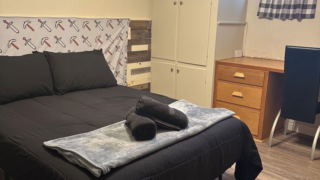 Photo of Bedroom in Englewood