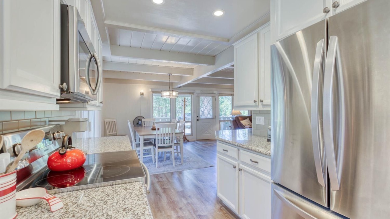 Photo of Kitchen in Sierra Cedars