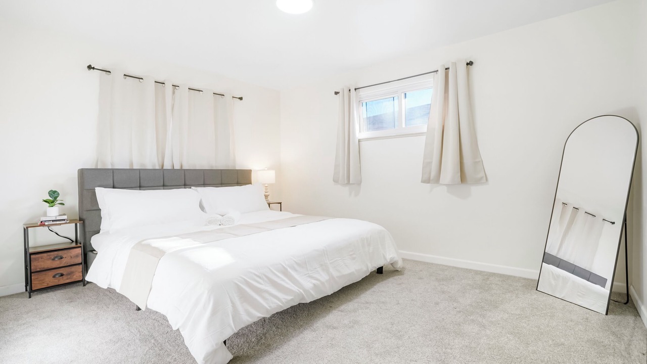 Photo of Bedroom in Aurora