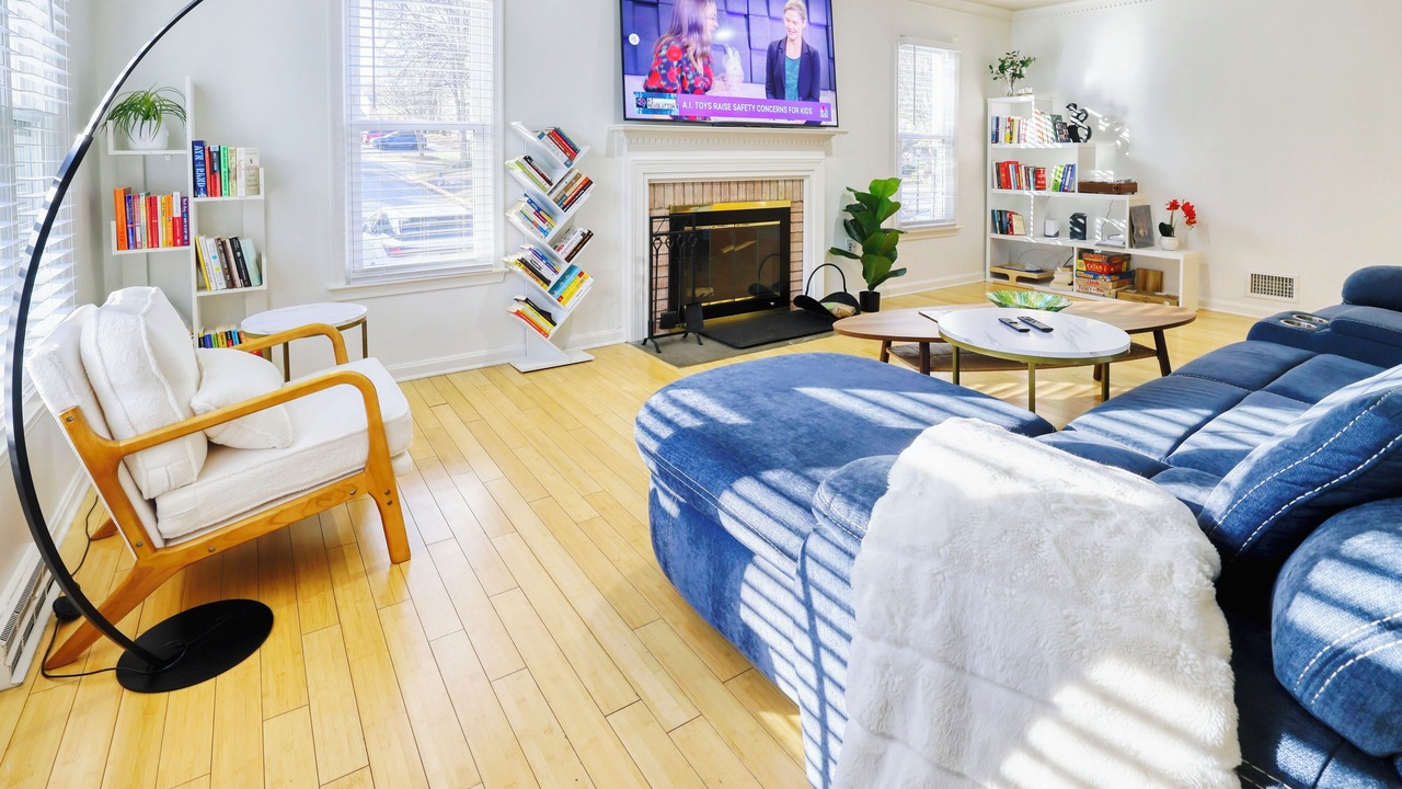 Photo of Livingroom in Colesville