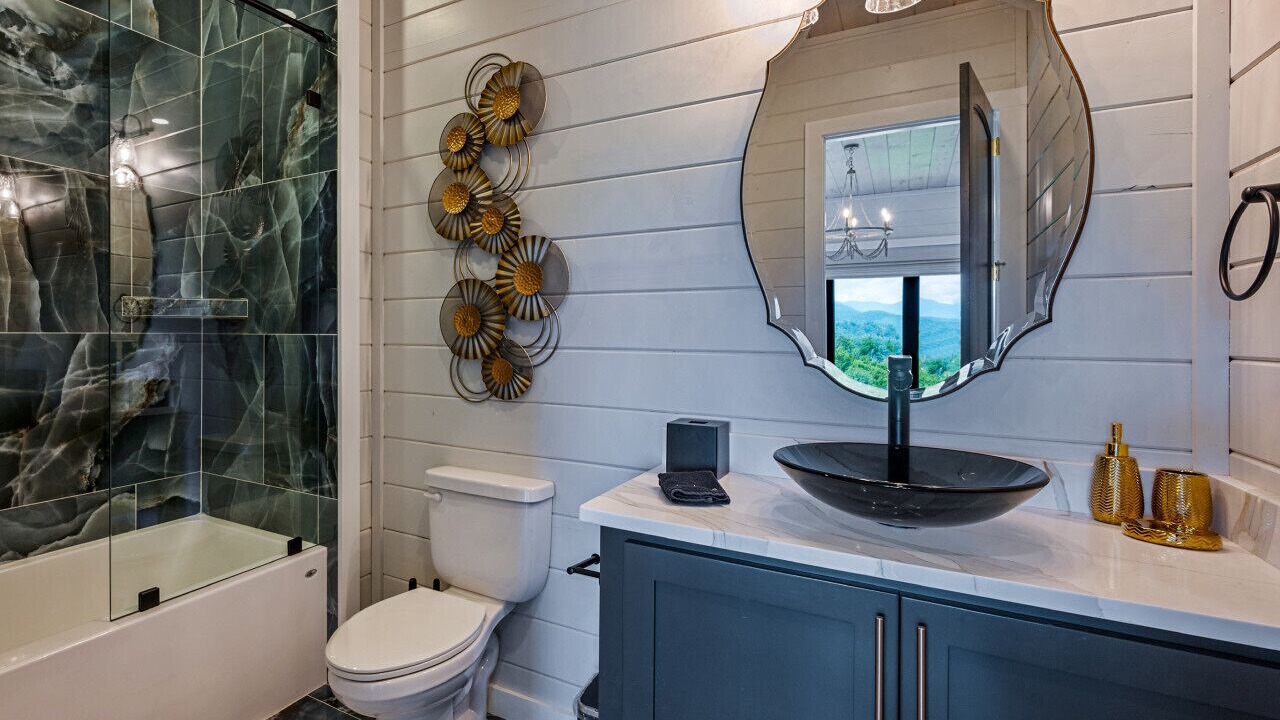 Photo of Bathroom in Chalet Village North