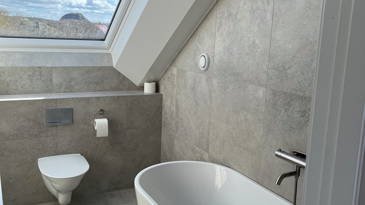 Photo of Bathroom in Karna