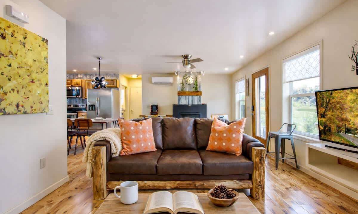 Photo of Livingroom in Chalet Village North