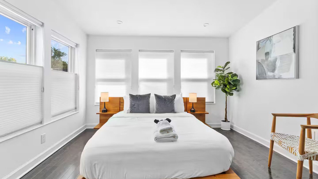 Photo of Bedroom in Columbia Heights