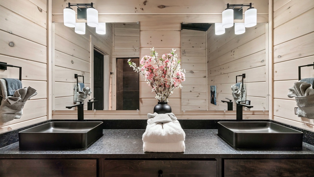 Photo of Bathroom in Chalet Village