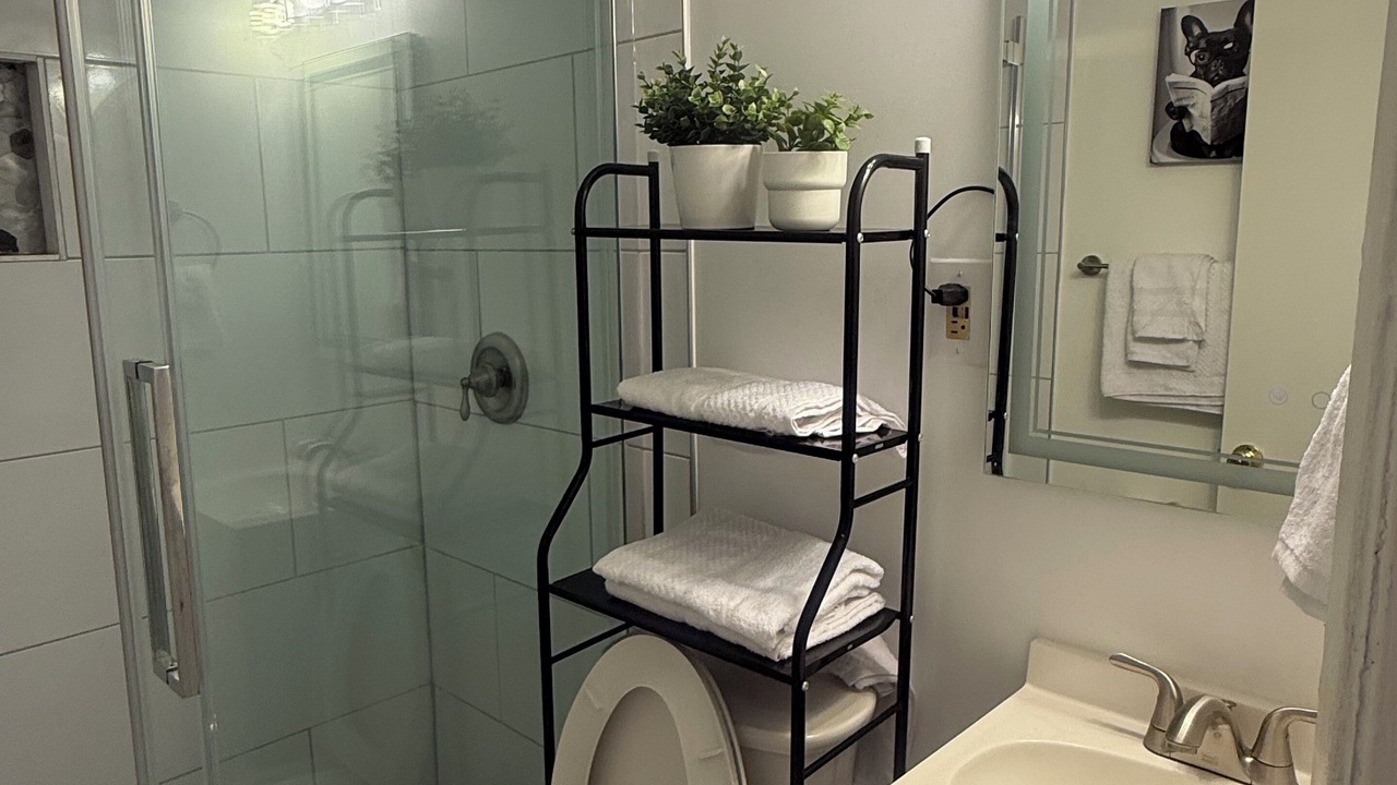 Photo of Bathroom in H Street Corridor