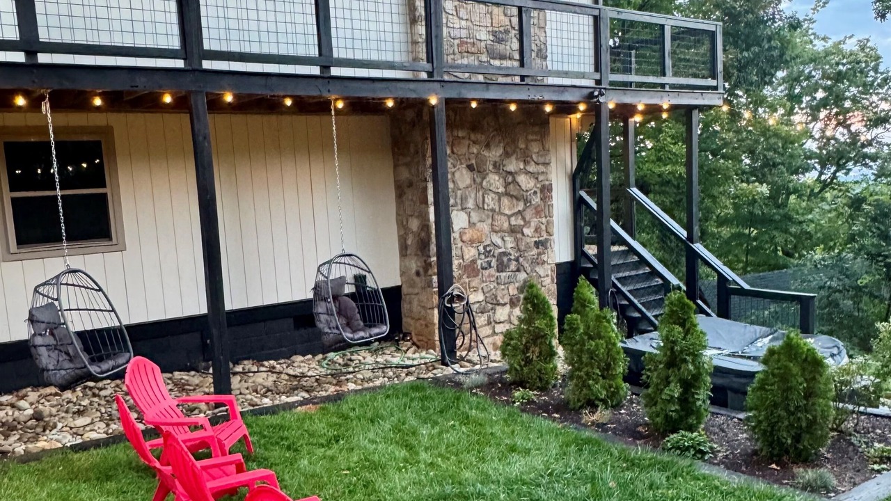 Photo of Patio Balcony in Chalet Village