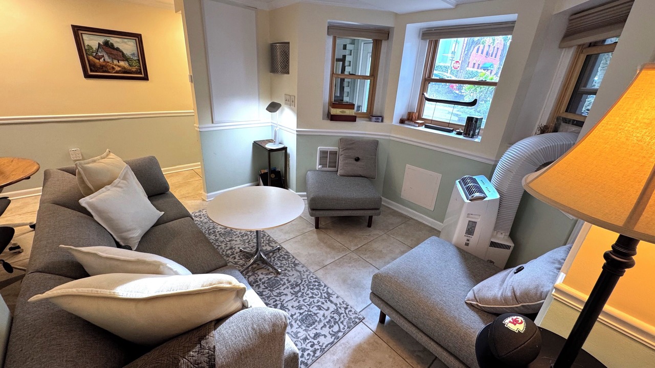 Photo of Livingroom in Stanton Park