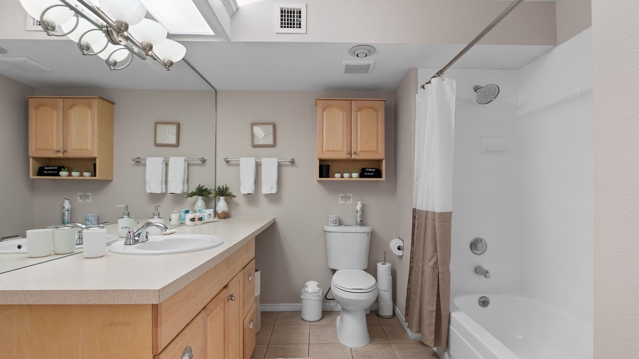 Photo of Bathroom in Englewood