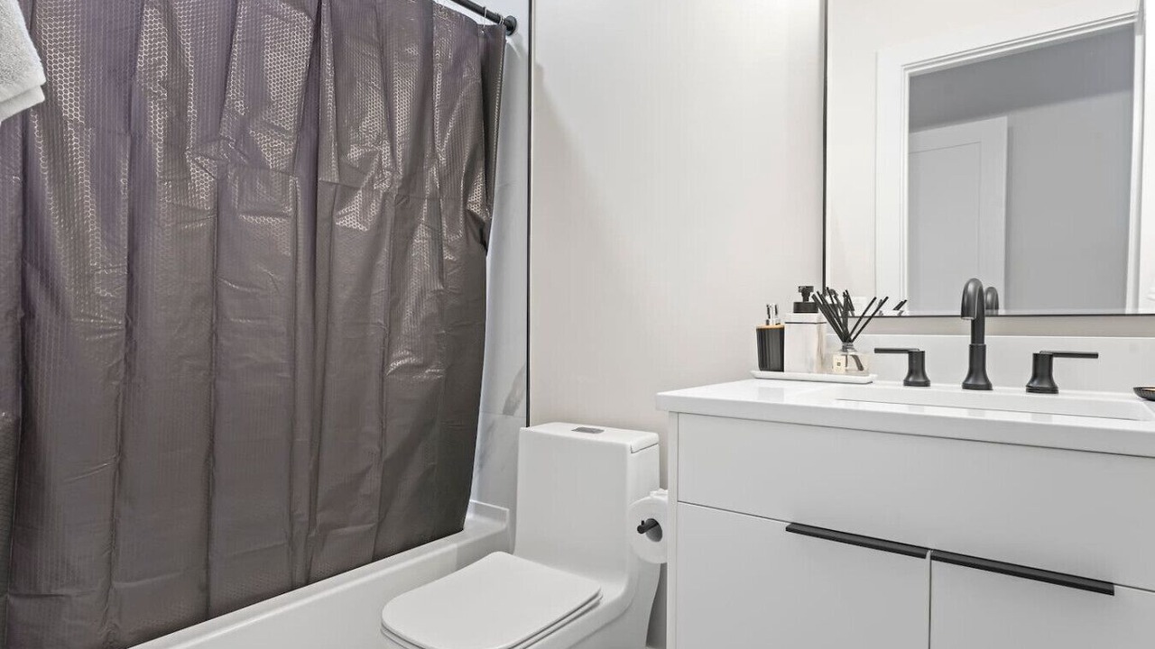 Photo of Bathroom in Dupont Circle