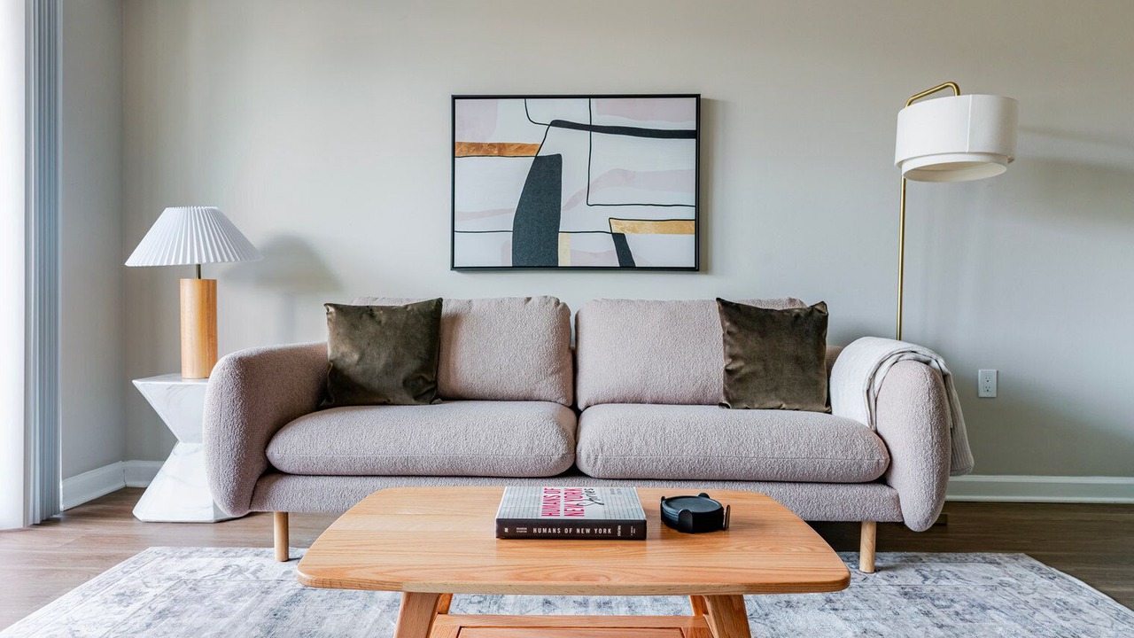Photo of Livingroom in Connecticut Ave - K Street