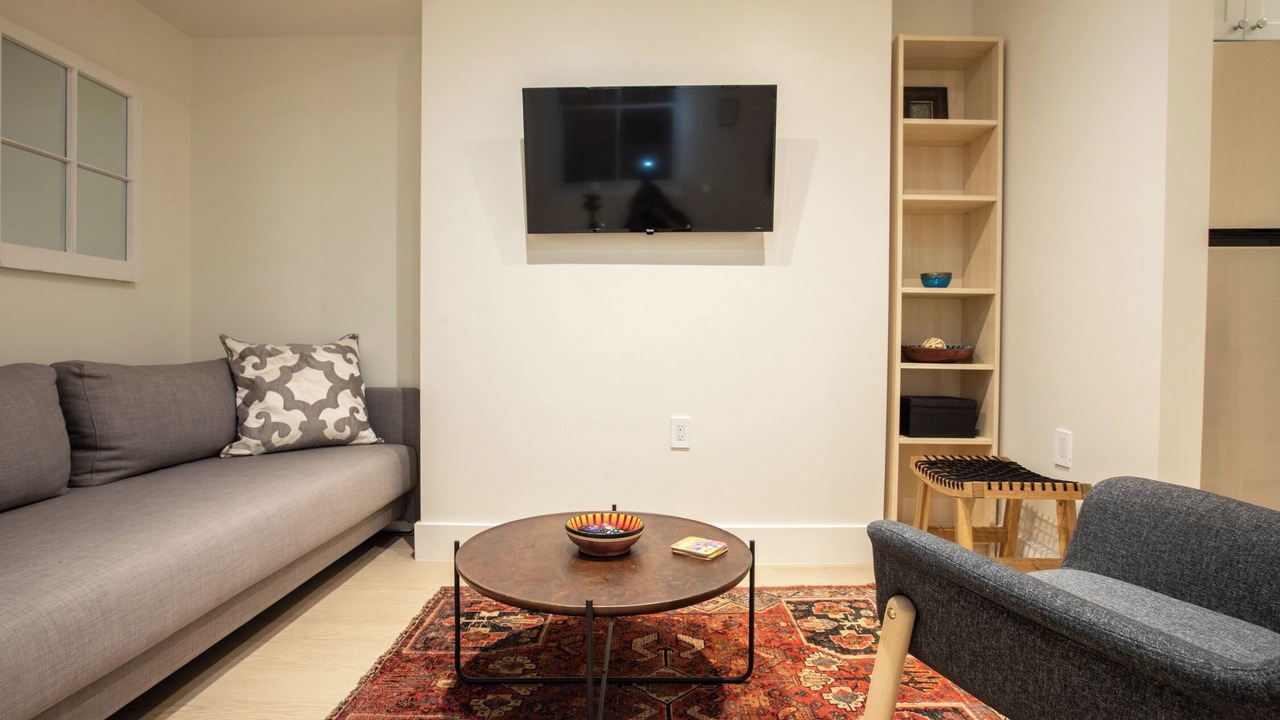 Photo of Livingroom in Dupont Circle