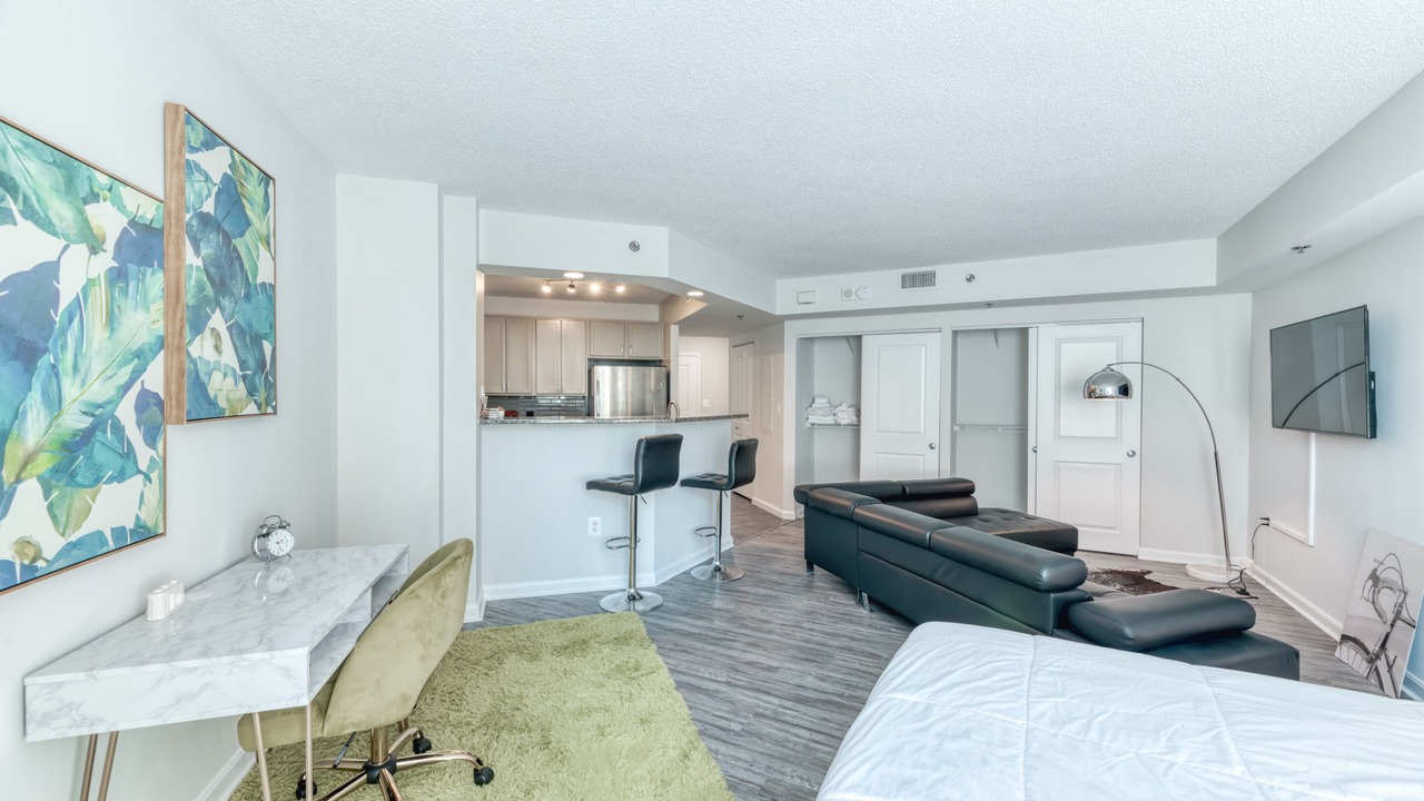 Photo of Bedroom in Alexandria West