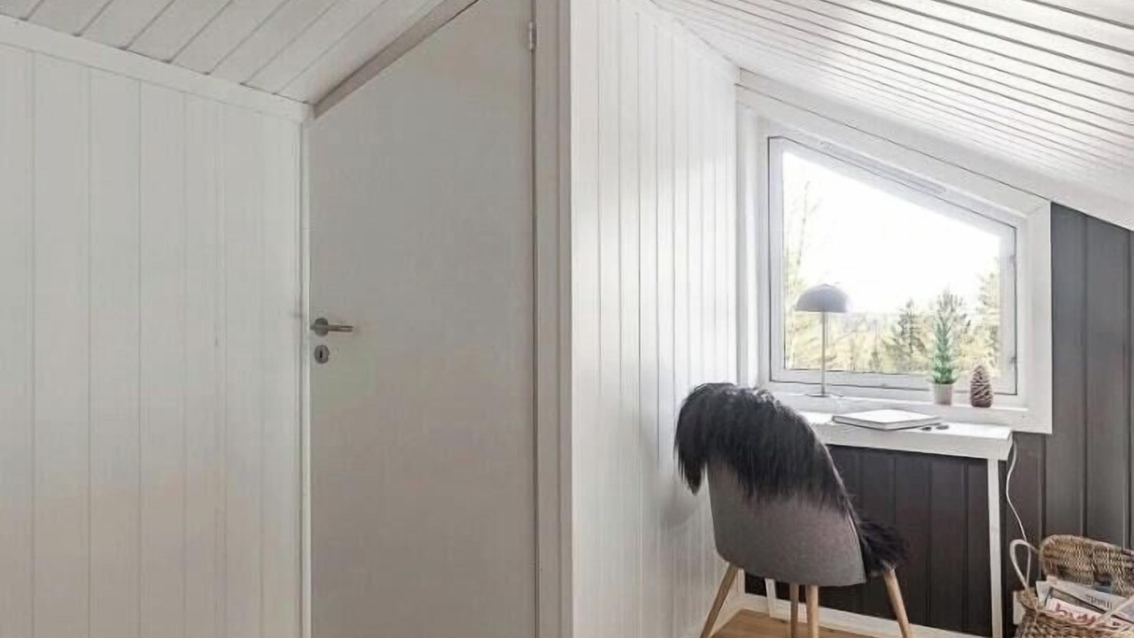 Photo of Others in Mælem