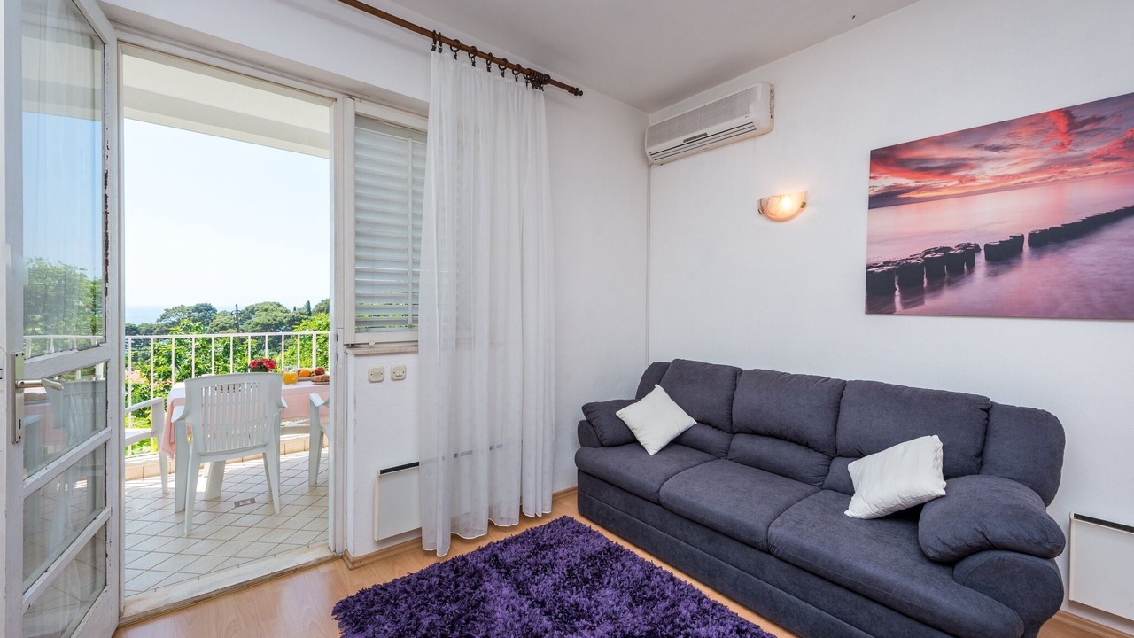 Photo of Livingroom in Pile