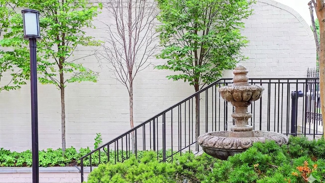 Photo of Outdoor in Kalorama Heights