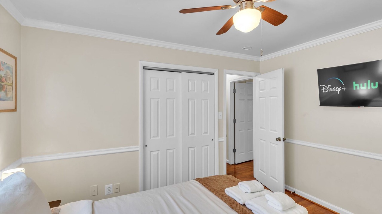 Photo of Bedroom in Seminary Hill