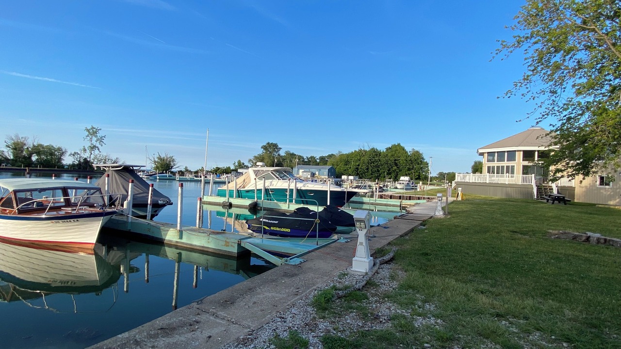 Photo of Others in Put-in-Bay