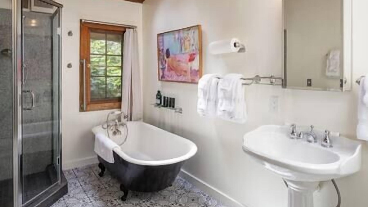 Photo of Bathroom in Lopez Island